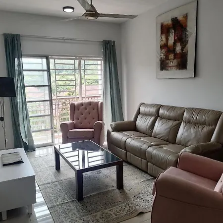 House Of Arts Condostay @ Saujana Aster Putrajaya Exterior photo