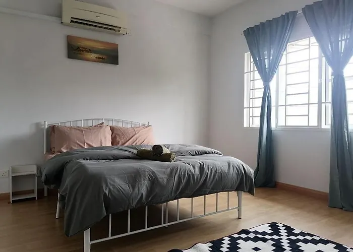 House Of Arts Condostay @ Saujana Aster
